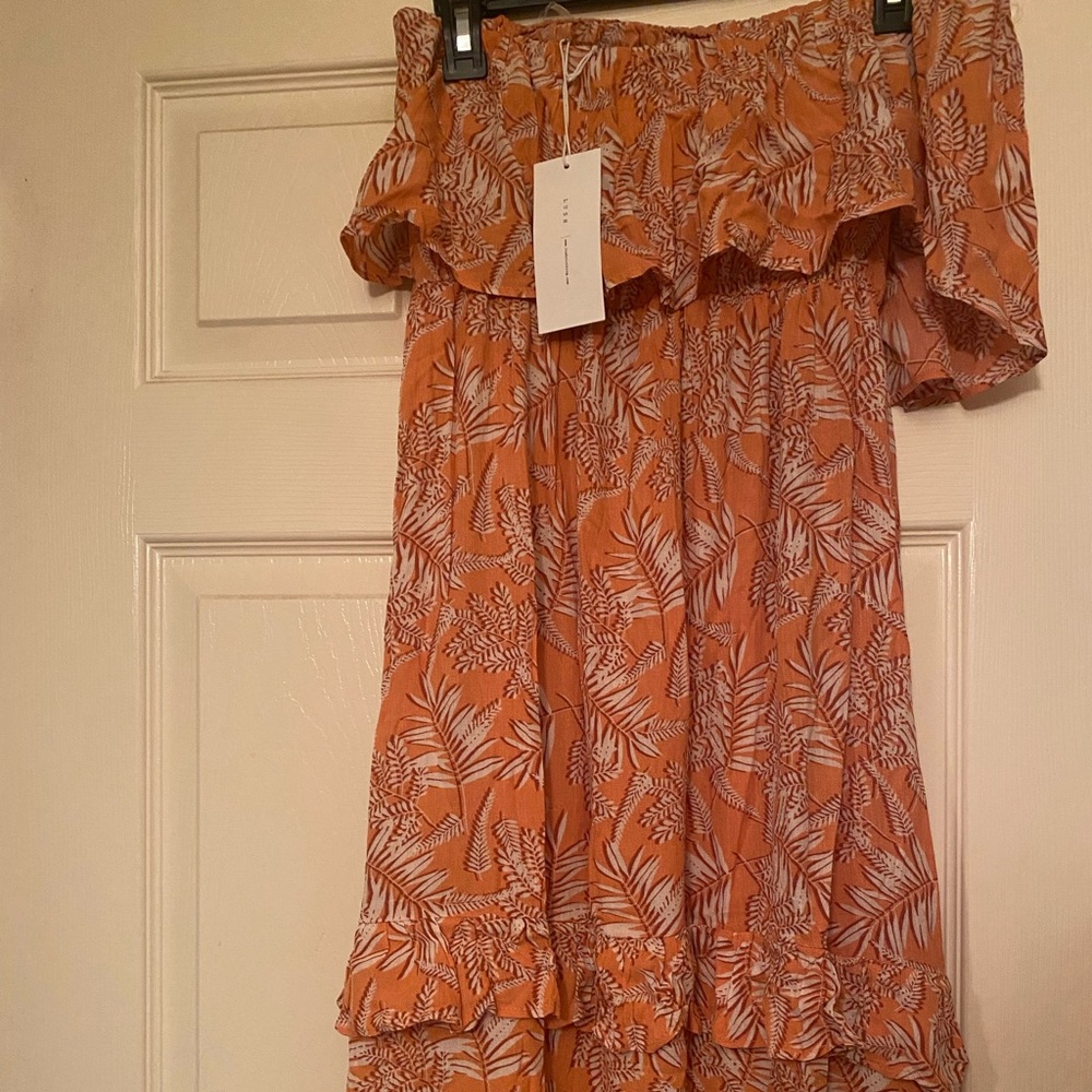 Vici Lush Strapless Printed Tiered Maxi Dress Size small. NWT